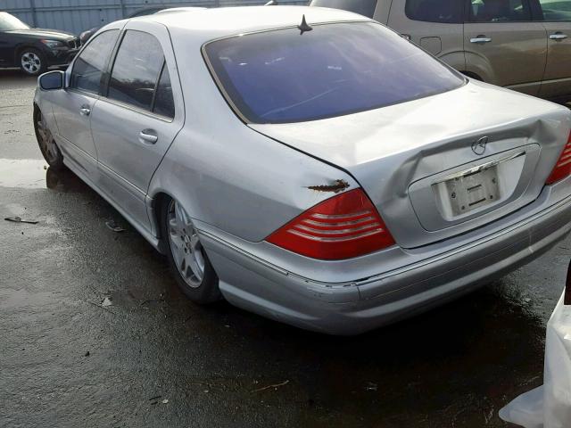 WDBNG70J92A302076 - 2002 MERCEDES-BENZ S 430 SILVER photo 3