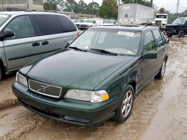 YV1LS5571W2542287 - 1998 VOLVO S70 GREEN photo 2