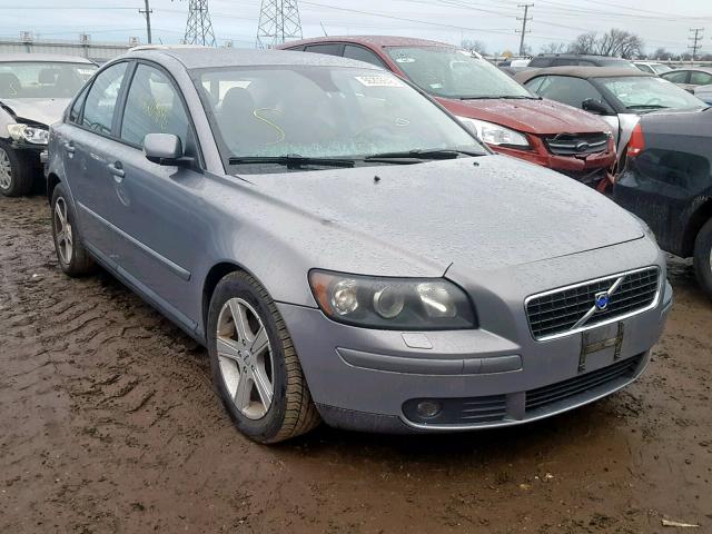 YV1MS382442006875 - 2004 VOLVO S40 2.4I GRAY photo 1