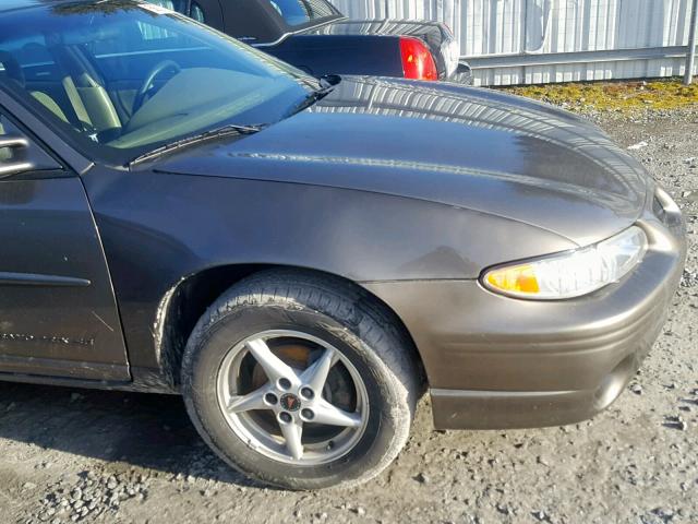 1G2WK52J82F178332 - 2002 PONTIAC GRAND PRIX GOLD photo 9