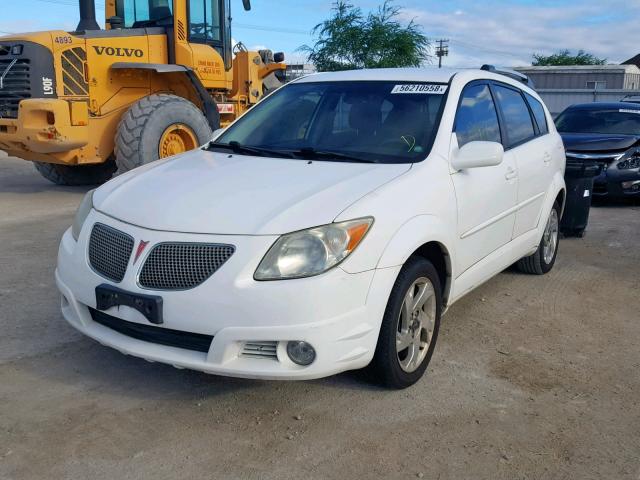 5Y2SL63815Z430482 - 2005 PONTIAC VIBE WHITE photo 2