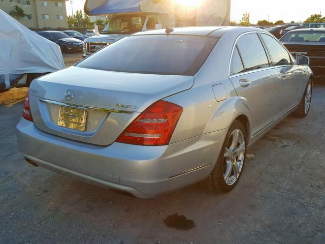 WDDNG9EB9DA518405 - 2013 MERCEDES-BENZ S 550 4MAT SILVER photo 4