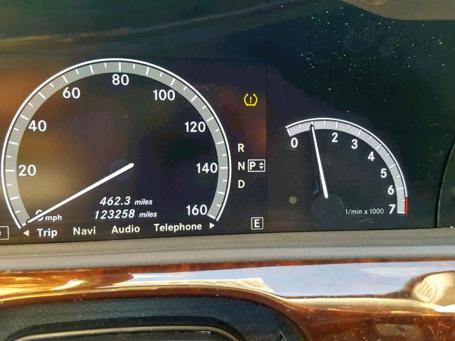 WDDNG9EB9DA518405 - 2013 MERCEDES-BENZ S 550 4MAT SILVER photo 8