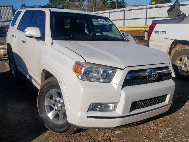 JTEZU5JRXD5054951 - 2013 TOYOTA 4RUNNER SR WHITE photo 1