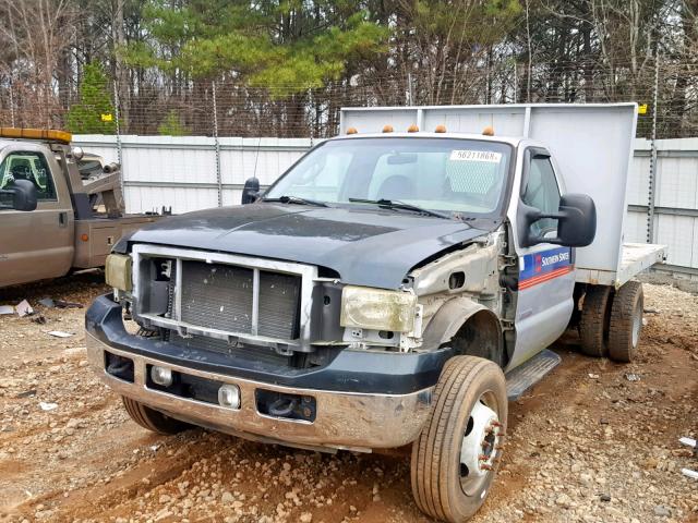 1FDAF57P05EC89003 - 2005 FORD F550 SUPER SILVER photo 2