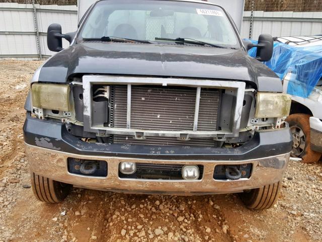 1FDAF57P05EC89003 - 2005 FORD F550 SUPER SILVER photo 9