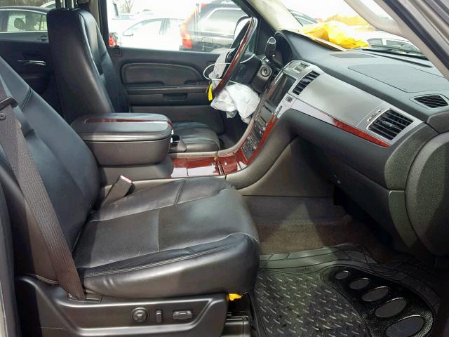 3GYFK62898G271635 - 2008 CADILLAC ESCALADE E TAN photo 5