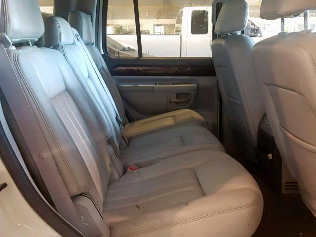 5LMEU88H24ZJ34991 - 2004 LINCOLN AVIATOR 白色 照片 6