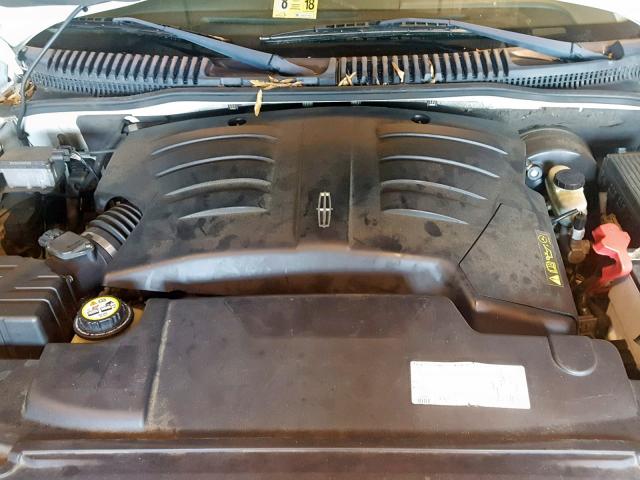 5LMEU88H24ZJ34991 - 2004 LINCOLN AVIATOR 白色 照片 7