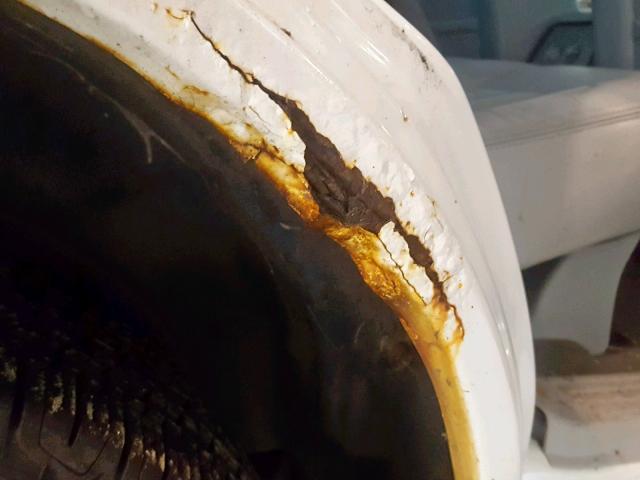 5LMEU88H24ZJ34991 - 2004 LINCOLN AVIATOR 白色 照片 9