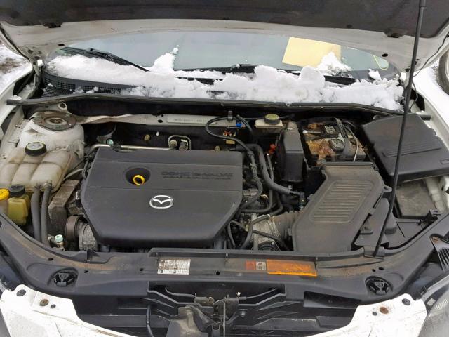 JM1BK323181873189 - 2008 MAZDA 3 S WHITE photo 7