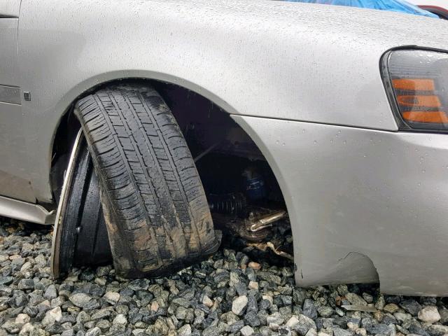 2G2WP552761294298 - 2006 PONTIAC GRAND PRIX SILVER photo 9