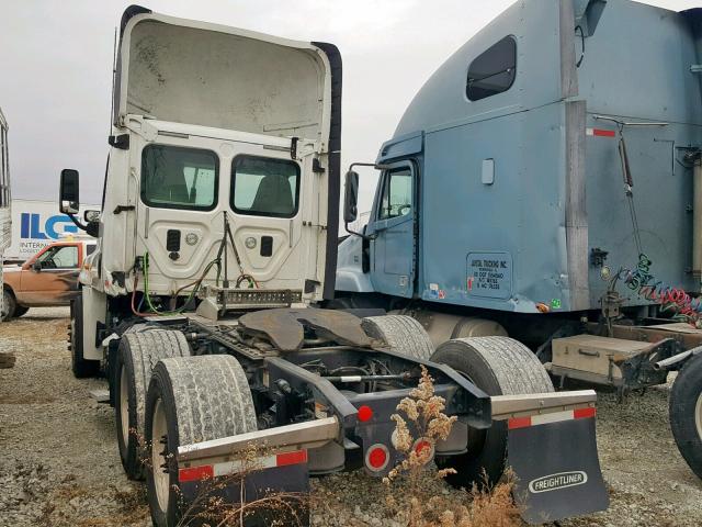 3AKJGEDV9ESGA2464 - 2014 FREIGHTLINER CASCADIA 1 WHITE photo 3