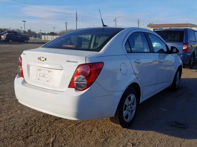 1G1JB5SH2D4127757 - 2013 CHEVROLET SONIC LS 白色 照片 4