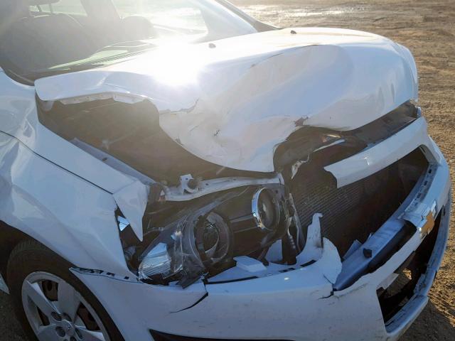 1G1JB5SH2D4127757 - 2013 CHEVROLET SONIC LS 白色 照片 9