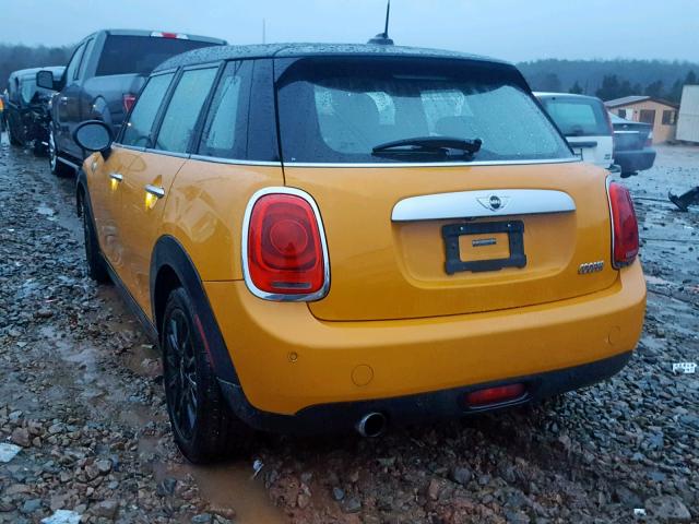 WMWXS5C51FT827930 - 2015 MINI COOPER YELLOW photo 3