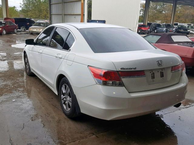 1HGCP2F45CA134307 - 2012 HONDA ACCORD LXP WHITE photo 3