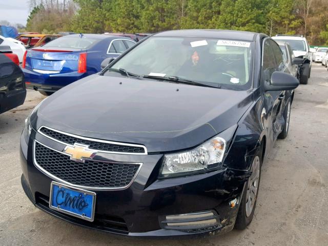 1G1PA5SHXD7125055 - 2013 CHEVROLET CRUZE LS BLACK photo 2