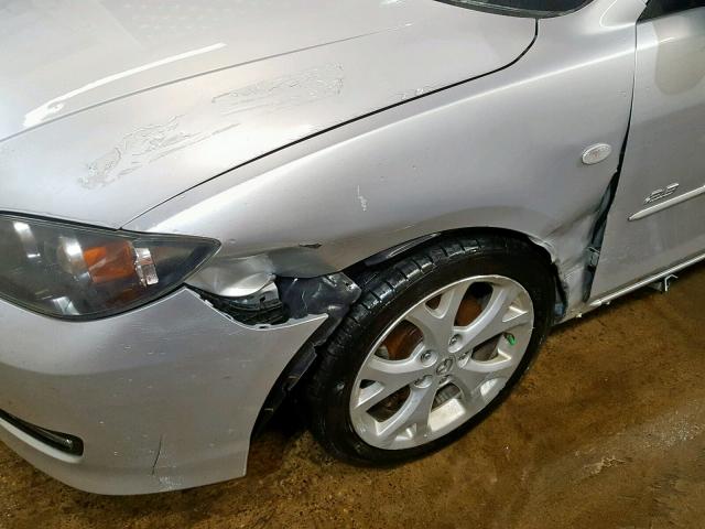 JM1BK324581864455 - 2008 MAZDA 3 S SILVER photo 9