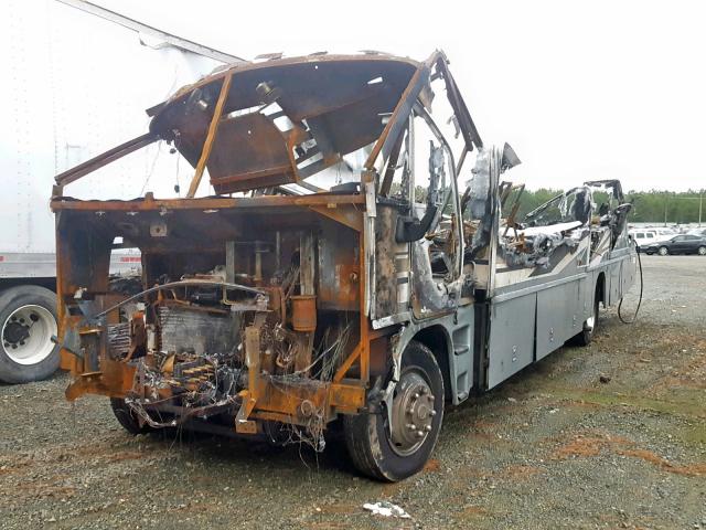 5B4MP67G143388160 - 2004 WORKHORSE CUSTOM CHASSIS MOTORHOME BURN photo 2