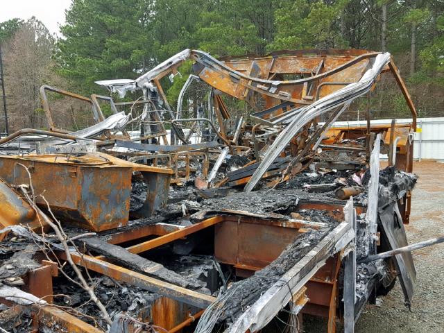 5B4MP67G143388160 - 2004 WORKHORSE CUSTOM CHASSIS MOTORHOME BURN photo 6