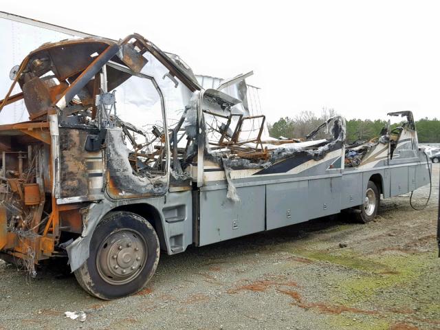 5B4MP67G143388160 - 2004 WORKHORSE CUSTOM CHASSIS MOTORHOME BURN photo 9