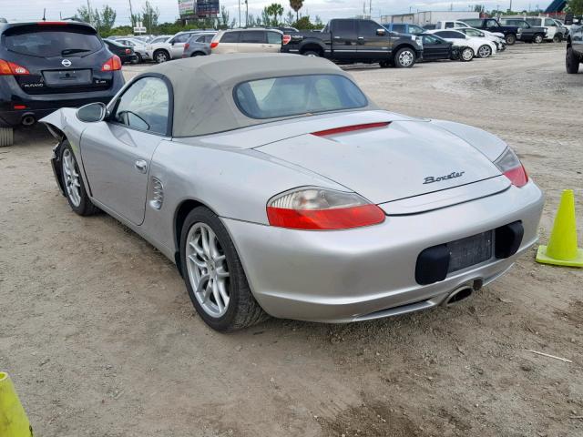 WP0CA29823U624555 - 2003 PORSCHE BOXSTER SILVER photo 3