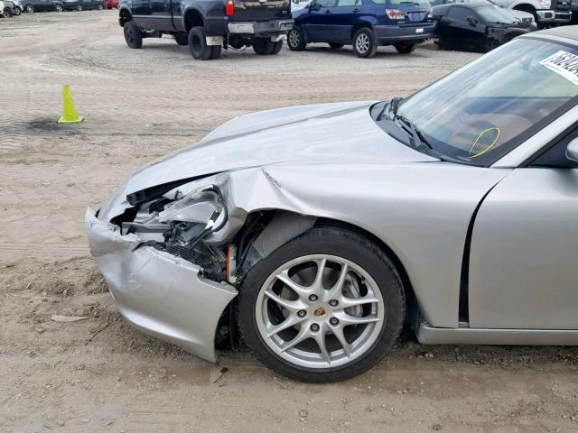 WP0CA29823U624555 - 2003 PORSCHE BOXSTER SILVER photo 9