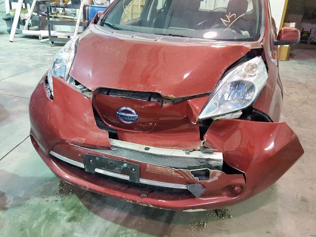 1N4AZ0CP1DC420539 - 2013 NISSAN LEAF S RED photo 9