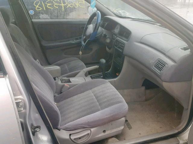 1N4DL01DXWC185567 - 1998 NISSAN ALTIMA XE SILVER photo 5