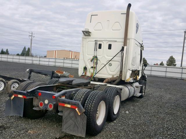 3AKJGLD52ESFT0872 - 2014 FREIGHTLINER CASCADIA 1 WHITE photo 4