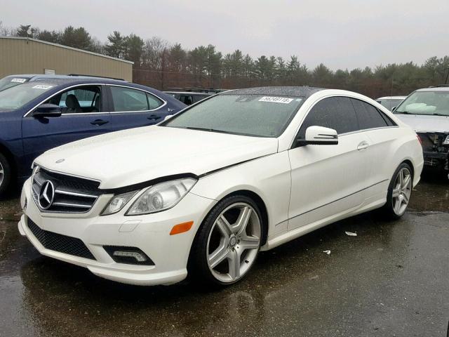 WDDKJ7CB0AF041213 - 2010 MERCEDES-BENZ E 550 WHITE photo 2