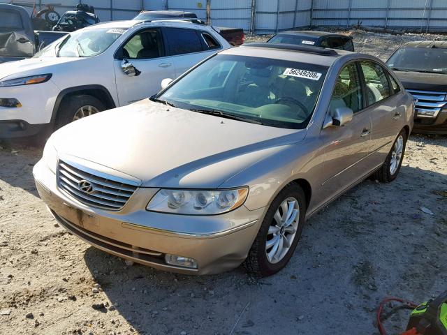 KMHFC46F06A095940 - 2006 HYUNDAI AZERA SE TAN photo 2