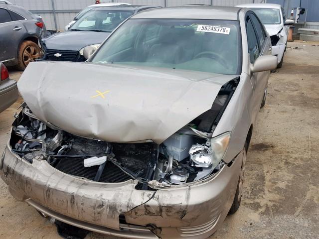 4T1BE32K95U500759 - 2005 TOYOTA CAMRY LE TAN photo 2