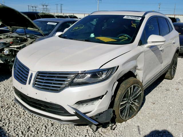 5LMTJ3DH7HUL72332 - 2017 LINCOLN MKC RESERV WHITE photo 2