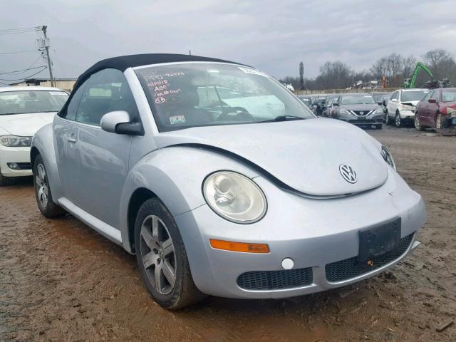 3VWRG31Y96M330019 - 2006 VOLKSWAGEN NEW BEETLE Gümüş foto 1