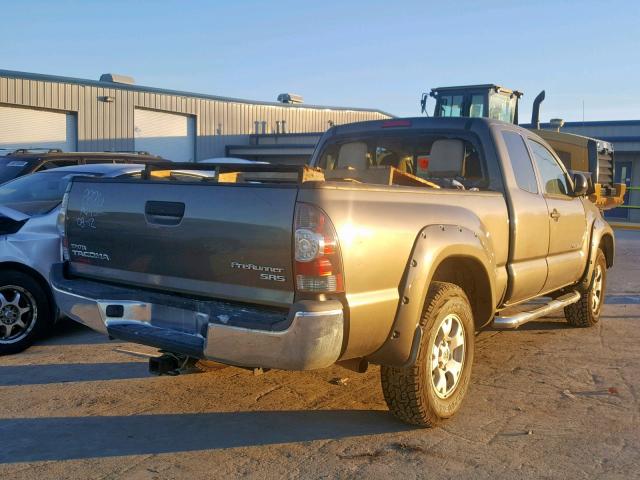 5TFTX4GN8DX018826 - 2013 TOYOTA TACOMA PRE GRAY photo 4