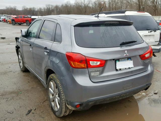 4A4AR4AU6FE055527 - 2015 MITSUBISHI OUTLANDER GRAY photo 3