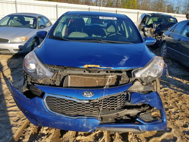 KNAFX4A8XE5050865 - 2014 KIA FORTE EX BLUE photo 9