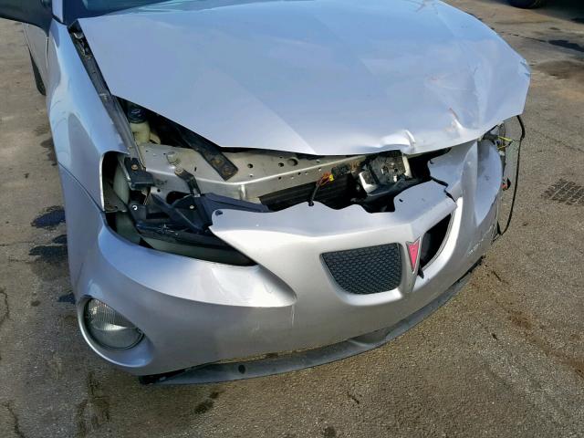 2G2WS522051174151 - 2005 PONTIAC GRAND PRIX SILVER photo 9