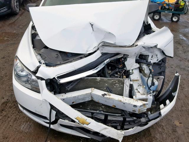 1G1ZB5E08CF195833 - 2012 CHEVROLET MALIBU LS თეთრი ფოტო 7