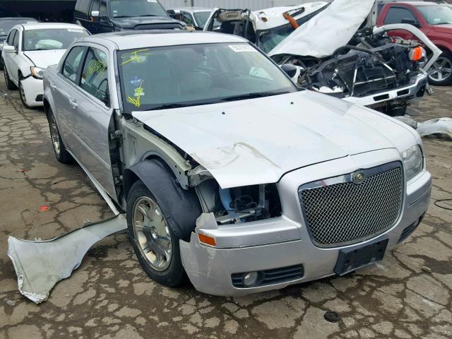 2C3JA53G95H156522 - 2005 CHRYSLER 300 TOURIN SILVER photo 1