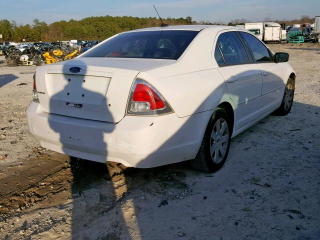 3FAHP06Z27R197273 - 2007 FORD FUSION S WHITE photo 4