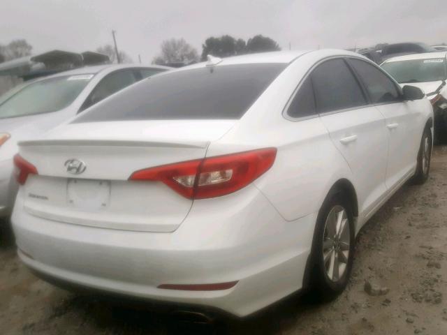 5NPE24AFXGH326086 - 2016 HYUNDAI SONATA SE WHITE photo 4