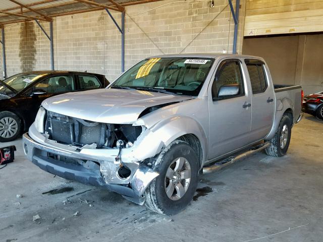 1N6AD0ER7AC439306 - 2010 NISSAN FRONTIER C SILVER photo 2