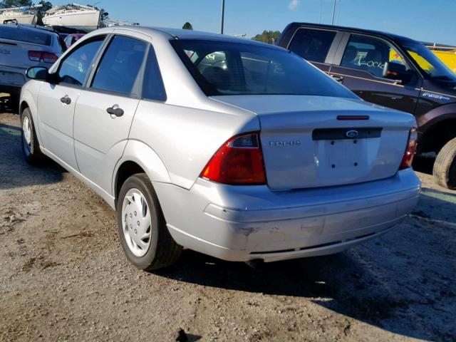 1FAFP34N97W271780 - 2007 FORD FOCUS ZX4 SILVER photo 3