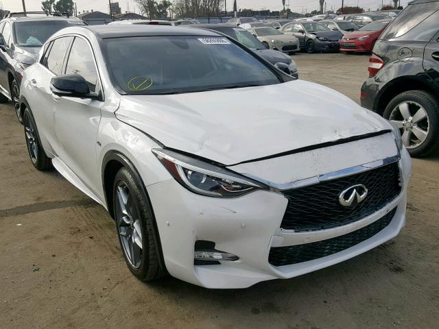 SJKCH5CP4HA028009 - 2017 INFINITI QX30 BASE WHITE photo 1