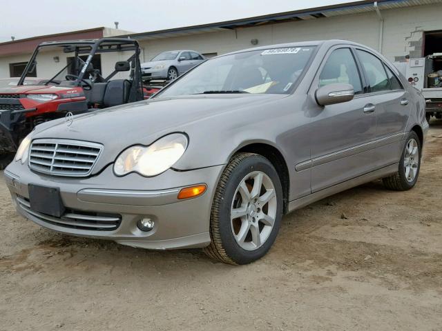 WDBRF92H07F881625 - 2007 MERCEDES-BENZ C 280 4MAT GRAY photo 2