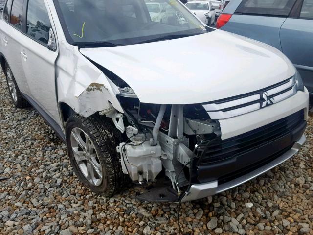 JA4AD3A32FZ007453 - 2015 MITSUBISHI OUTLANDER WHITE photo 9