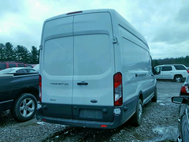 1FTYR3XGXGKA55678 - 2016 FORD TRANSIT T- WHITE photo 4